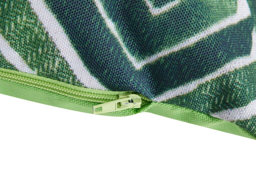 private label outdoor cushion supplier